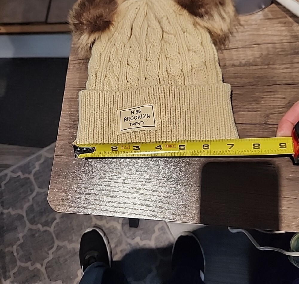 NWT N'86 Brooklyn Twenty Kids Cream Pom-Pom Knit Beanie - Picture 5 of 5